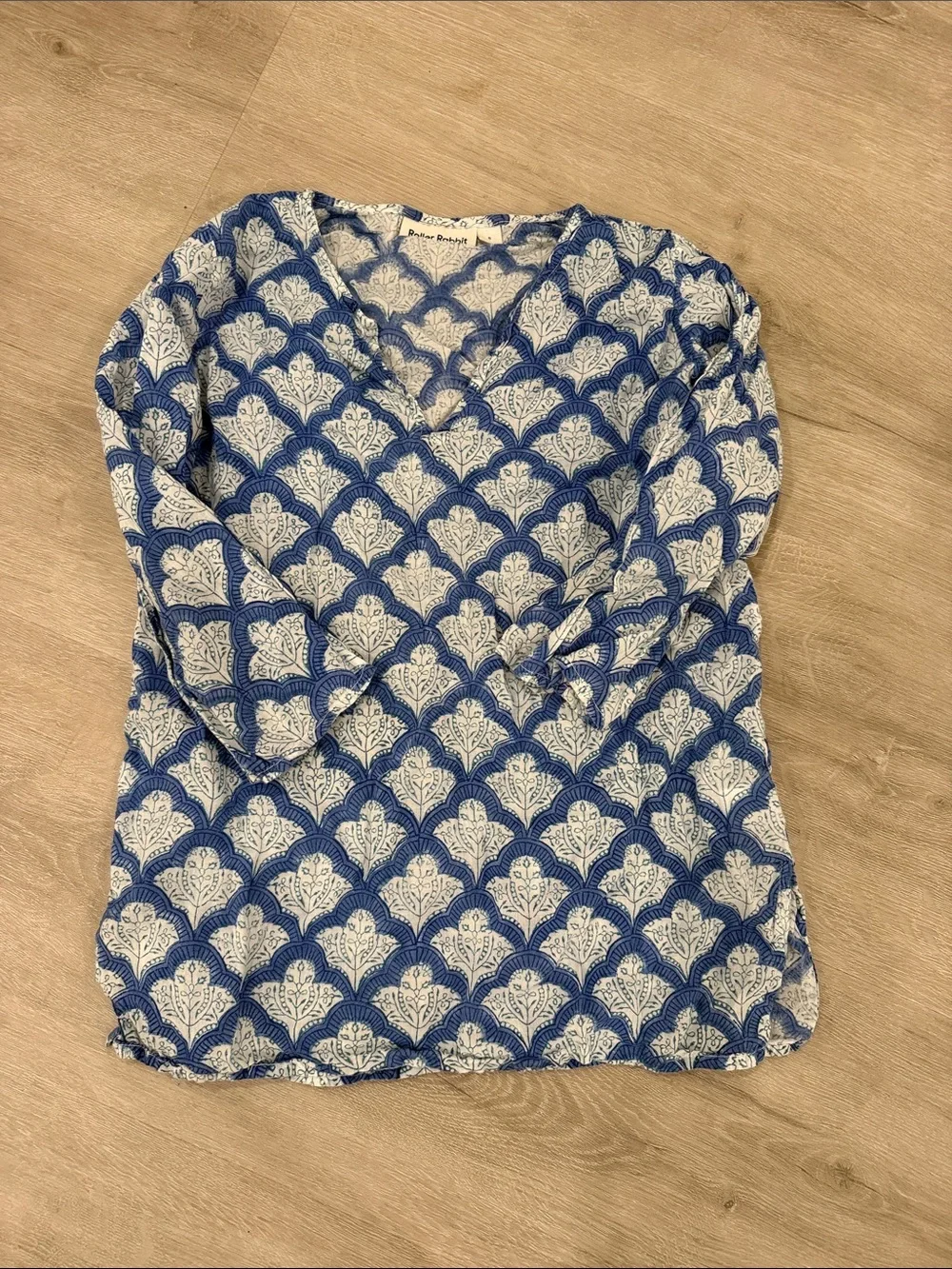Roller Rabbit soft neck